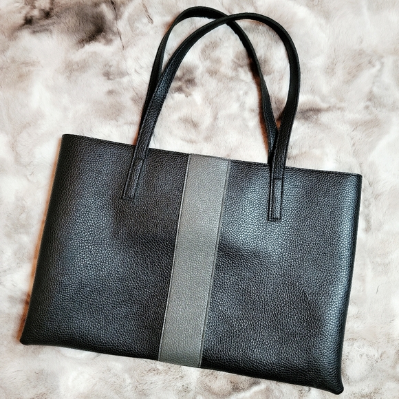 ❄️3\$18 Vince Camuto Leather Laptop Bag - Picture 3 of 5